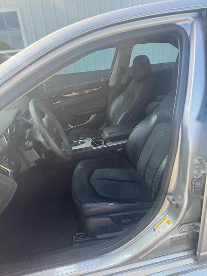 Cadillac CTS Luxury 2012