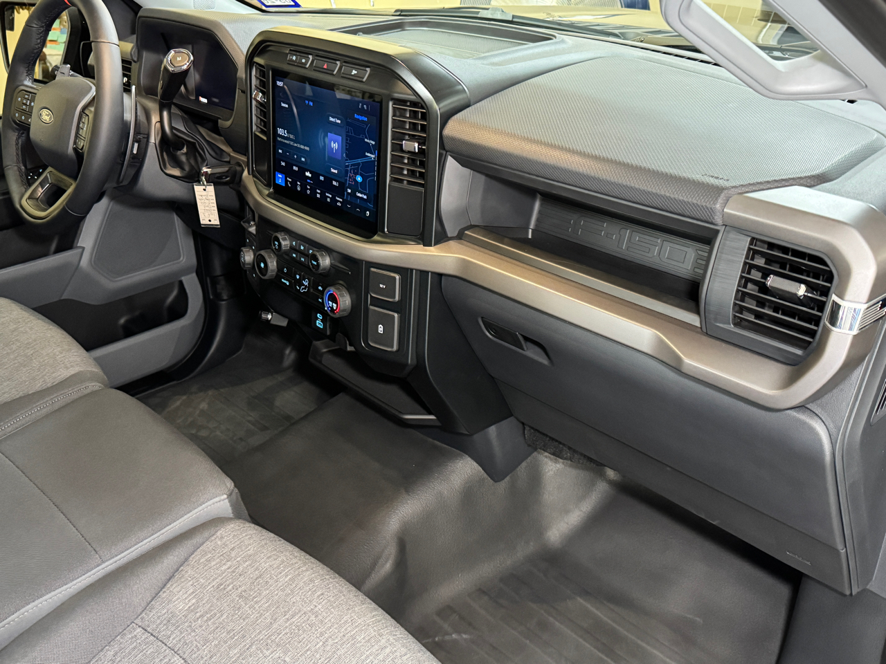 Ford F-150 XL 4WD Reg Cab 6.5' Box 2024 Ford F-150 XL 4WD Reg Cab 6.5' Box 2024