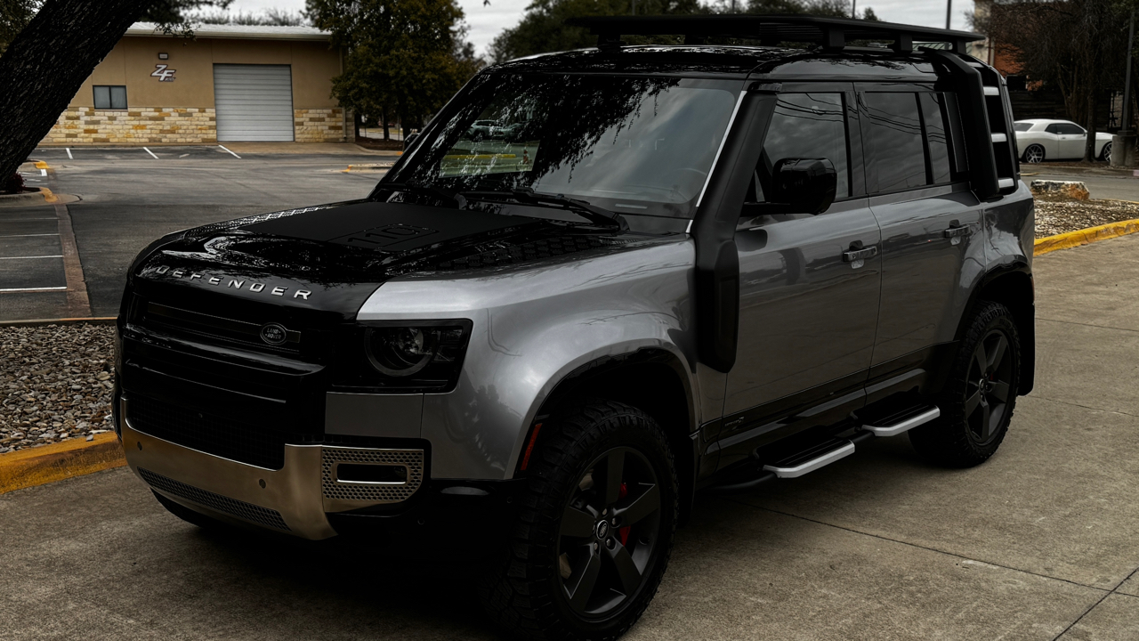 2023 Land Rover Defender 110 X-Dynamic SE AWD