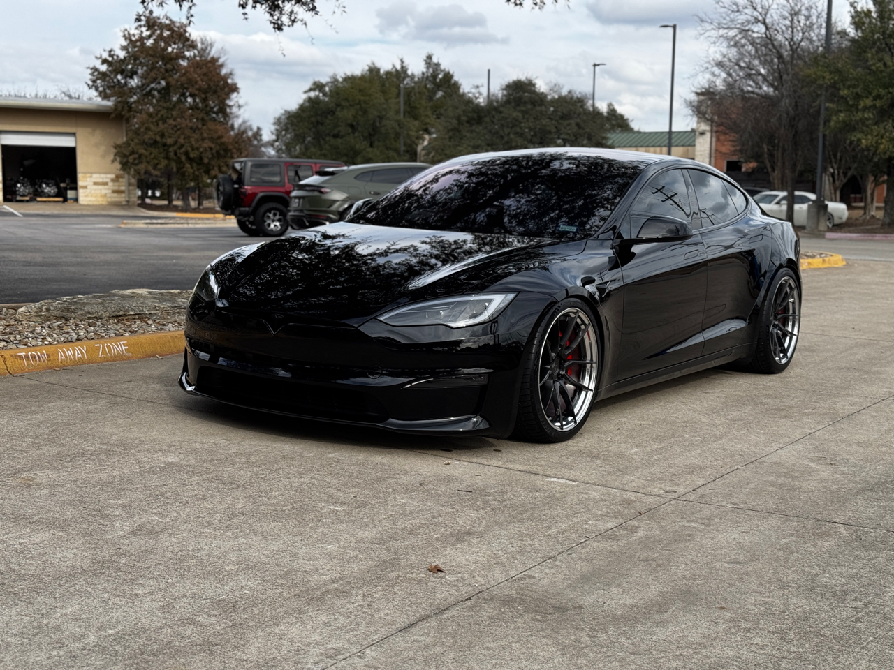 2023 Tesla Model S Plaid