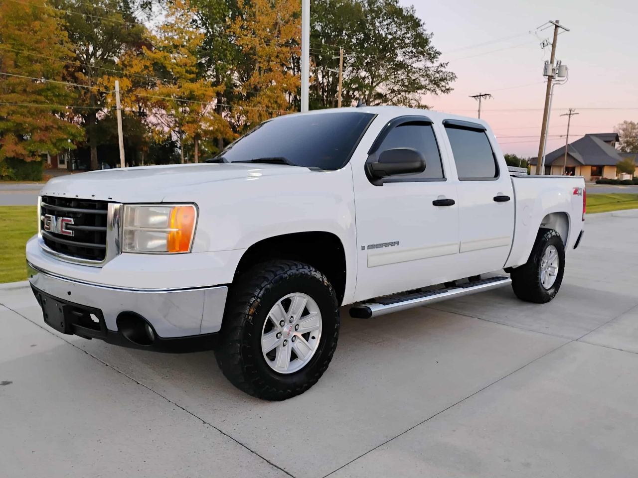 GMC Sierra Classic 1500 SLT Crew Cab 4WD 2007 GMC Sierra Classic 1500 SLT Crew Cab 4WD 2007