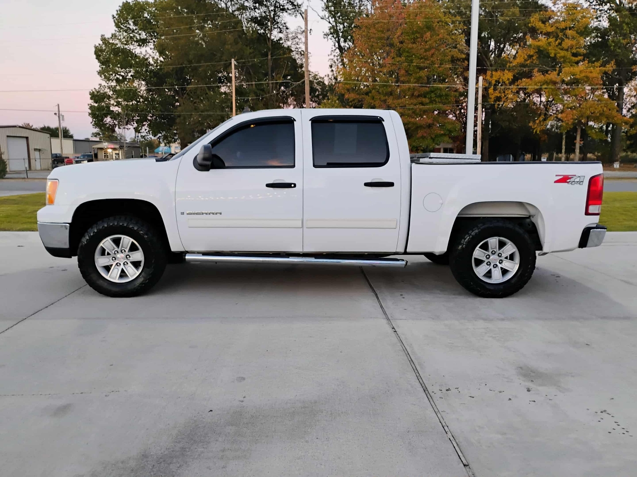 GMC Sierra Classic 1500 SLT Crew Cab 4WD 2007 GMC Sierra Classic 1500 SLT Crew Cab 4WD 2007