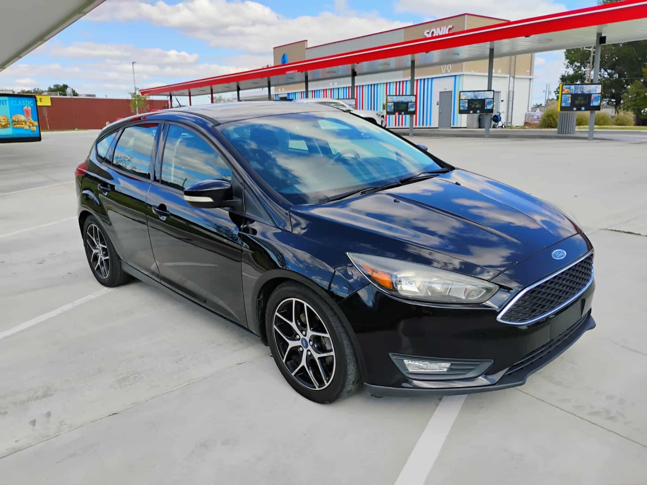 Ford Focus SEL Hatch 2017 Ford Focus SEL Hatch 2017
