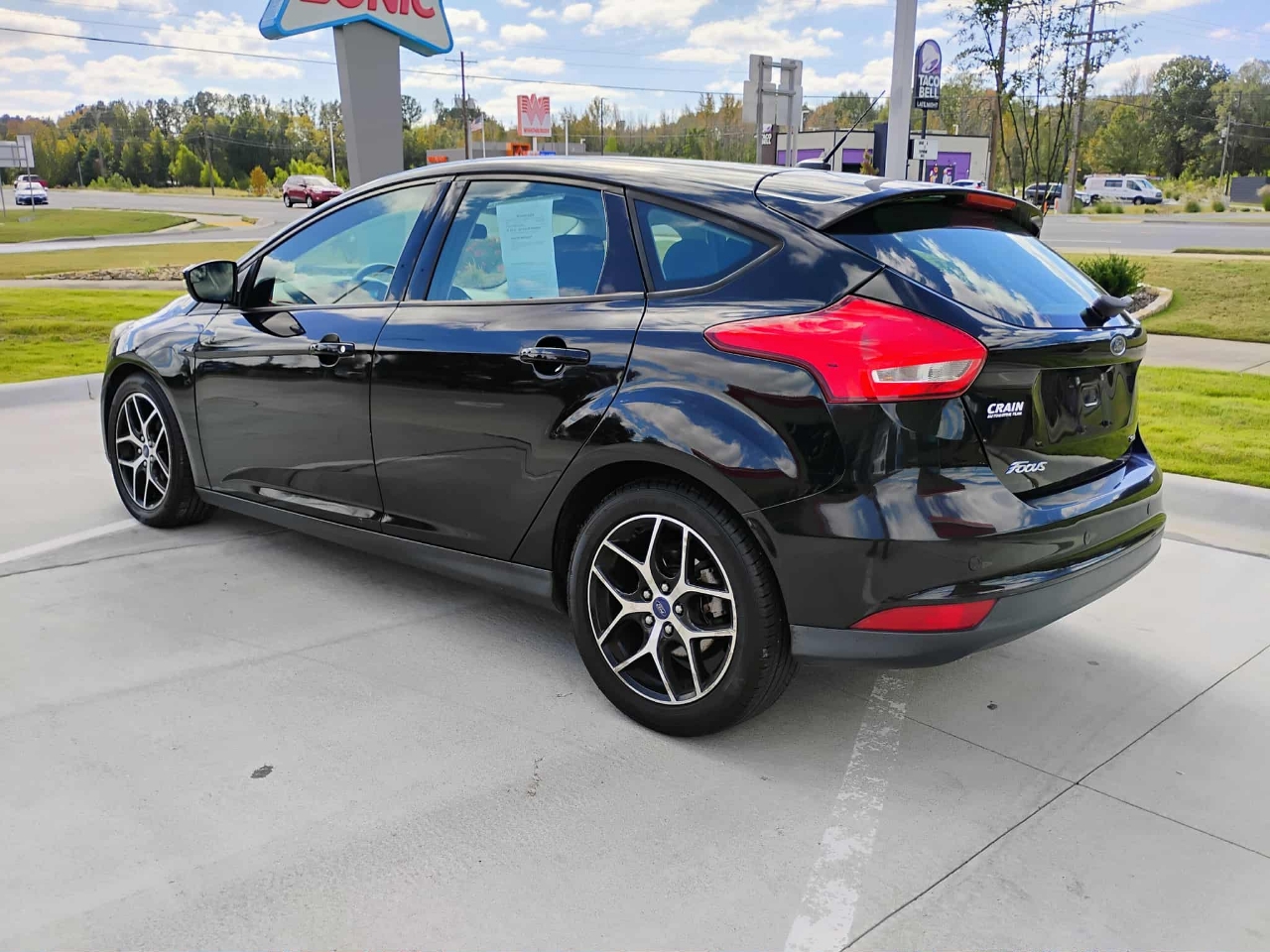 Ford Focus SEL Hatch 2017 Ford Focus SEL Hatch 2017