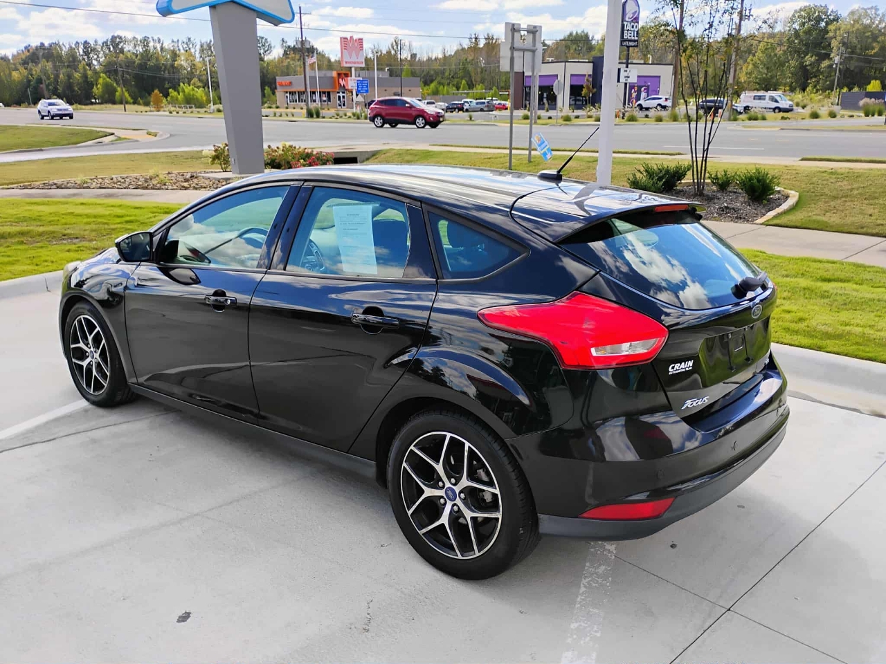 Ford Focus SEL Hatch 2017 Ford Focus SEL Hatch 2017