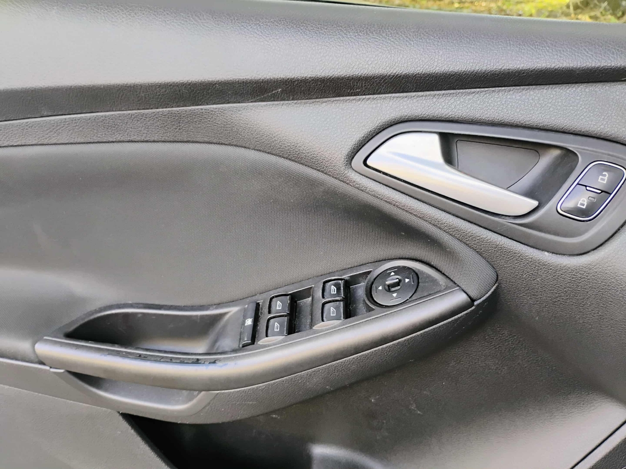 Ford Focus SEL Hatch 2017 Ford Focus SEL Hatch 2017