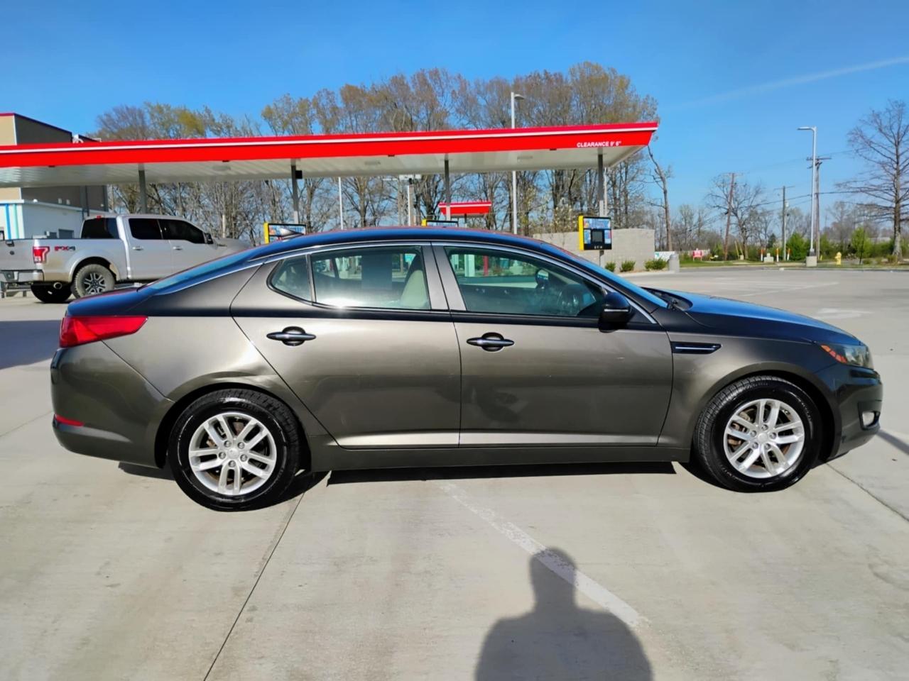 Kia Optima 4dr Sdn 2.4L Auto LX 2012