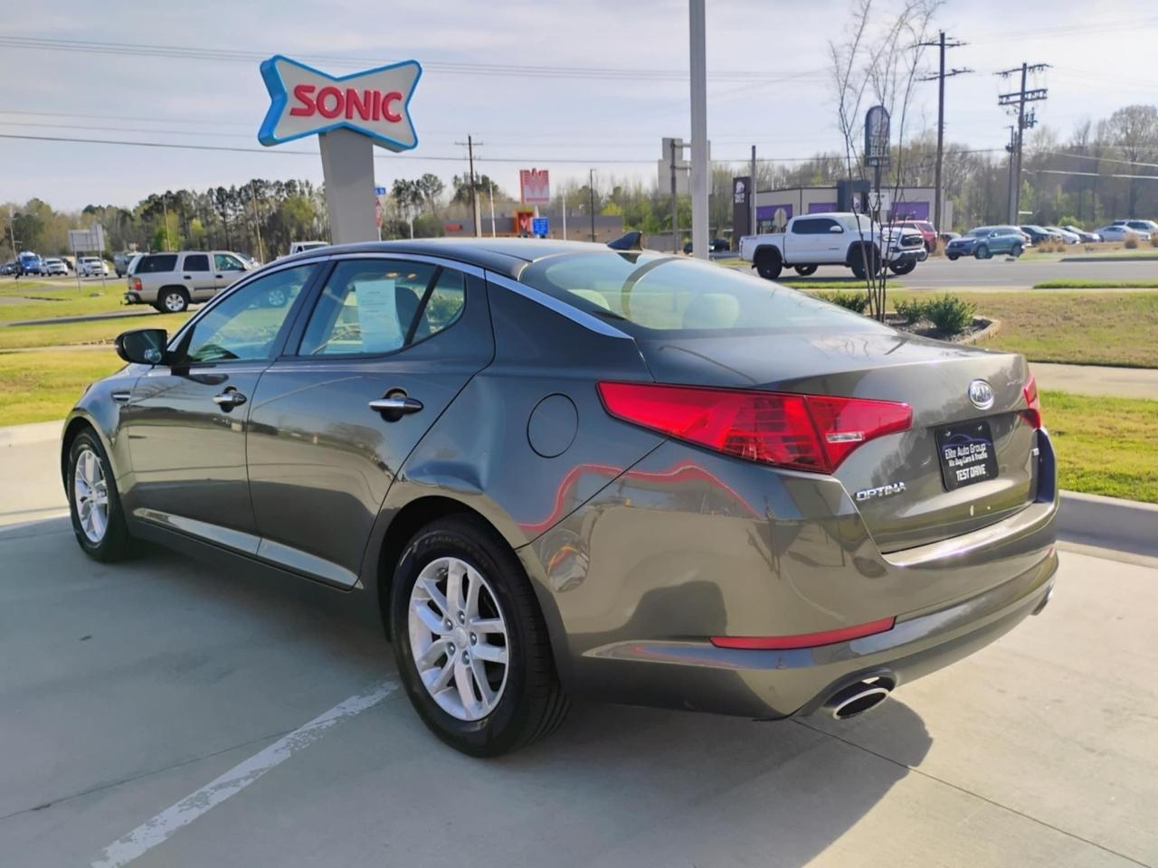 Kia Optima 4dr Sdn 2.4L Auto LX 2012