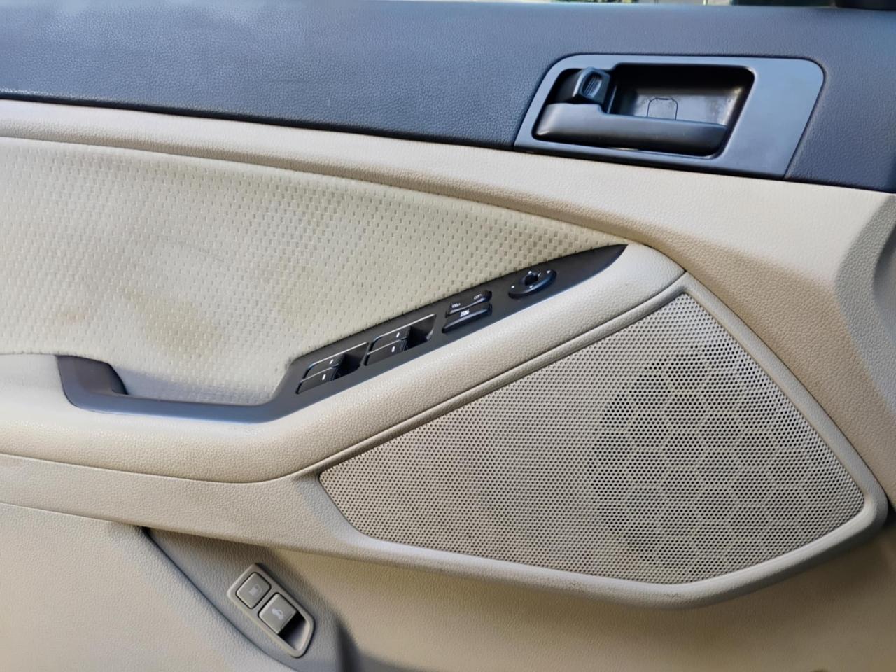 Kia Optima 4dr Sdn 2.4L Auto LX 2012