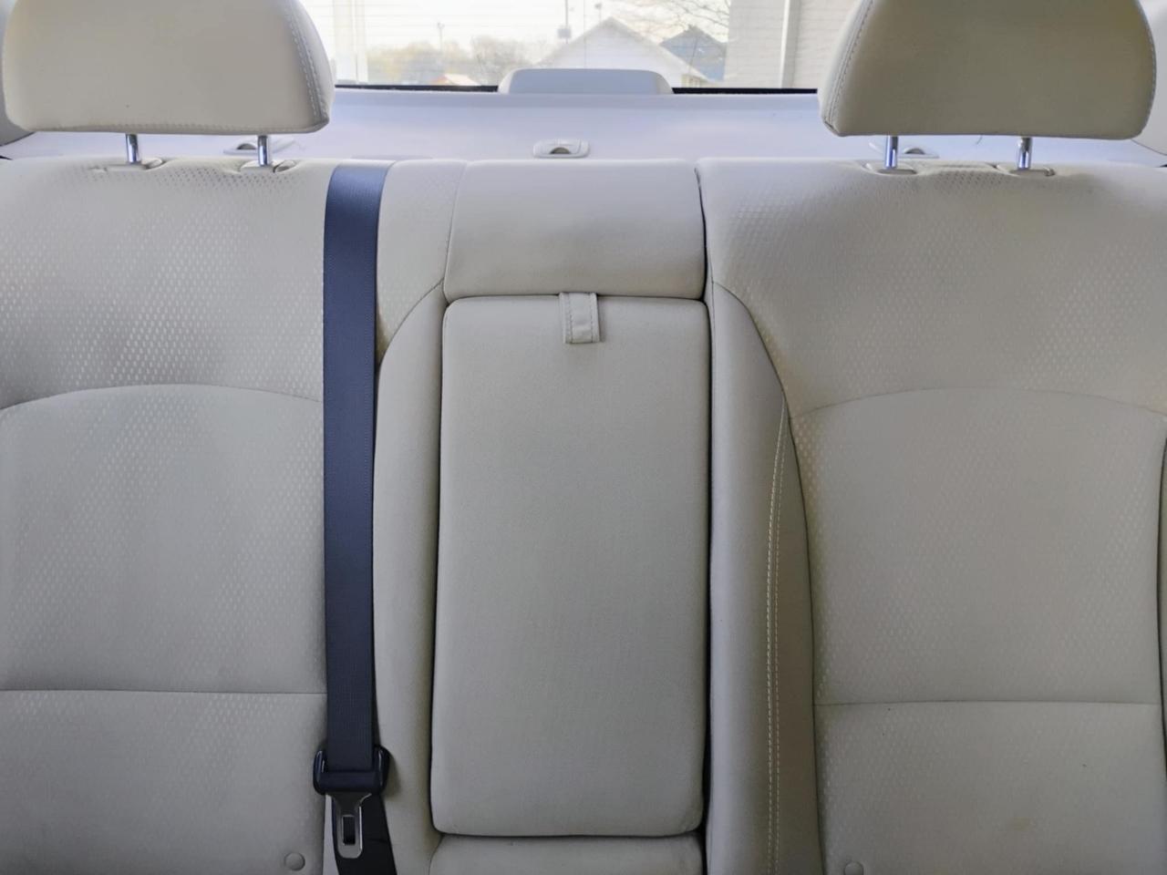 Kia Optima 4dr Sdn 2.4L Auto LX 2012