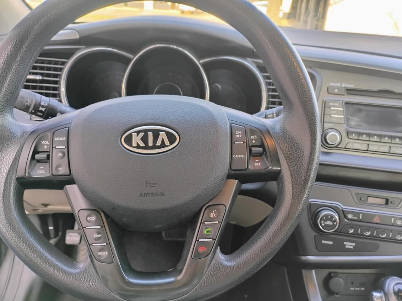 Kia Optima 4dr Sdn 2.4L Auto LX 2012