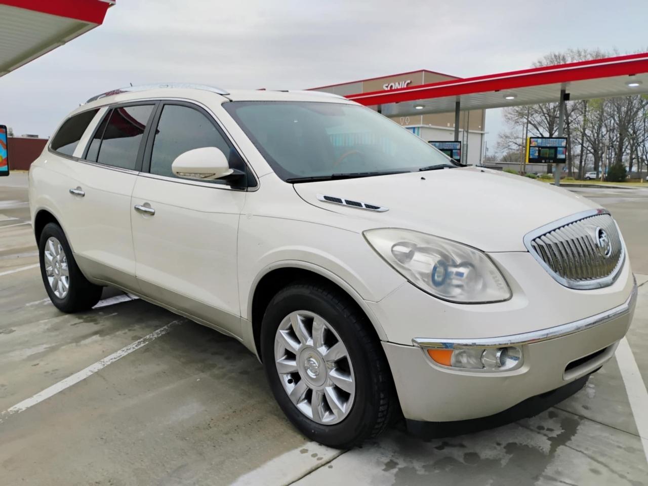 2011 Buick Enclave FWD 4dr CXL-2