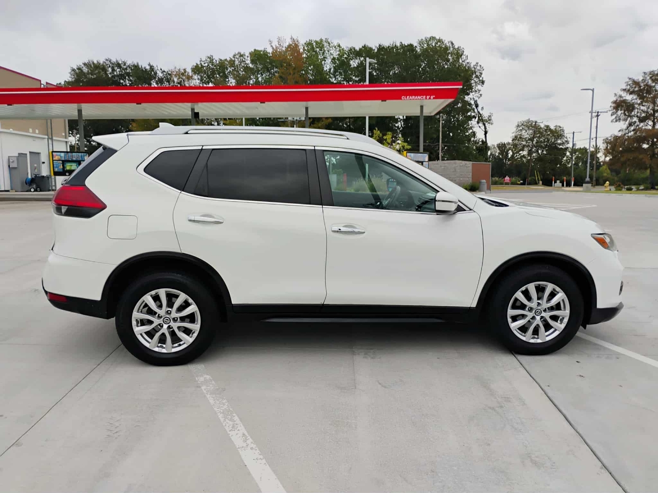 Nissan Rogue 2017.5 AWD SV 2017 Nissan Rogue 2017.5 AWD SV 2017