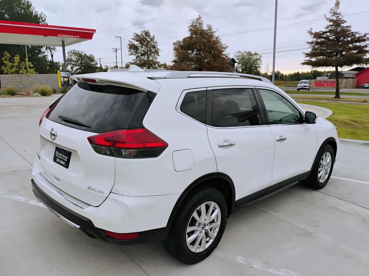Nissan Rogue 2017.5 AWD SV 2017 Nissan Rogue 2017.5 AWD SV 2017