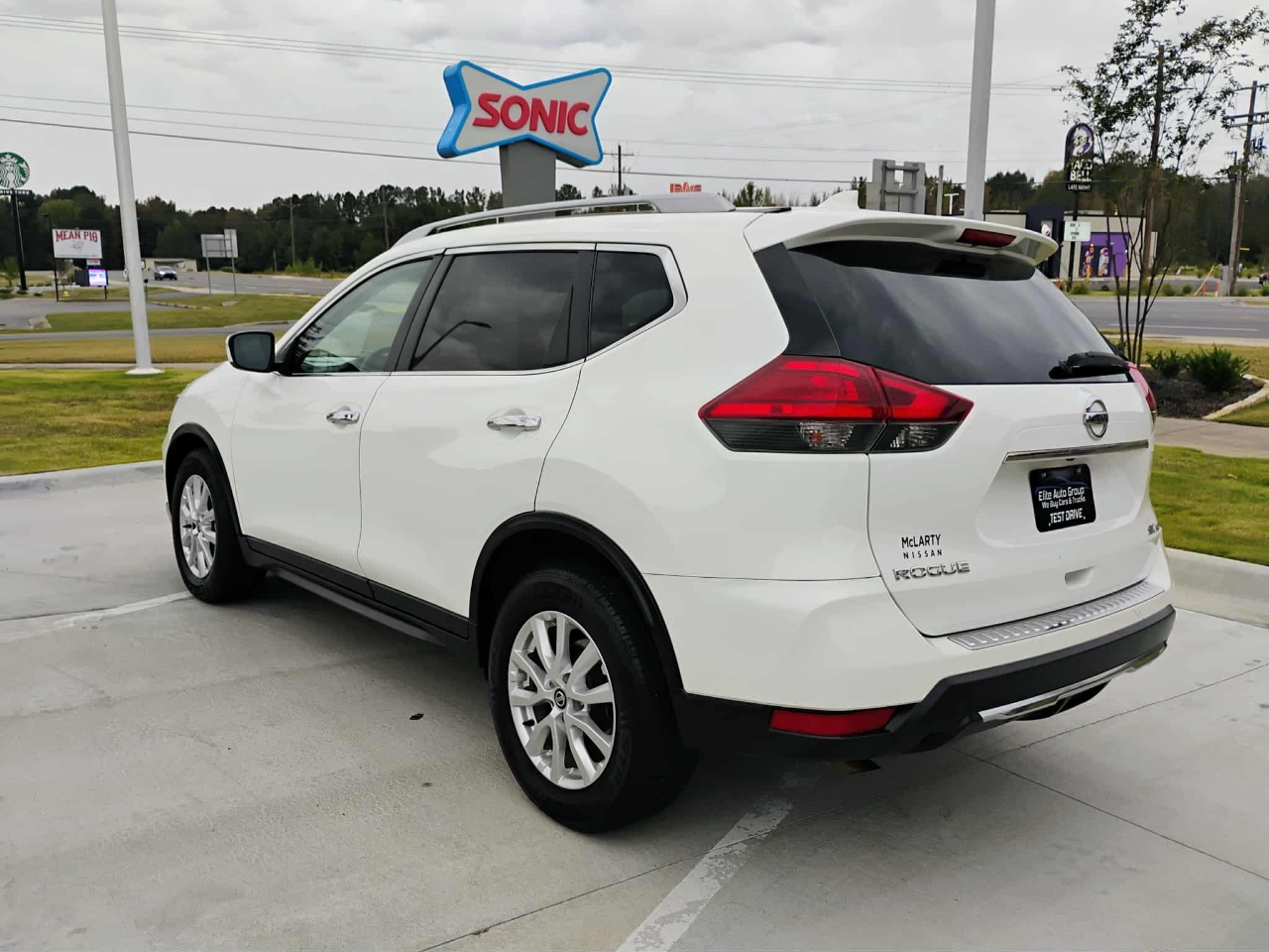 Nissan Rogue 2017.5 AWD SV 2017 Nissan Rogue 2017.5 AWD SV 2017