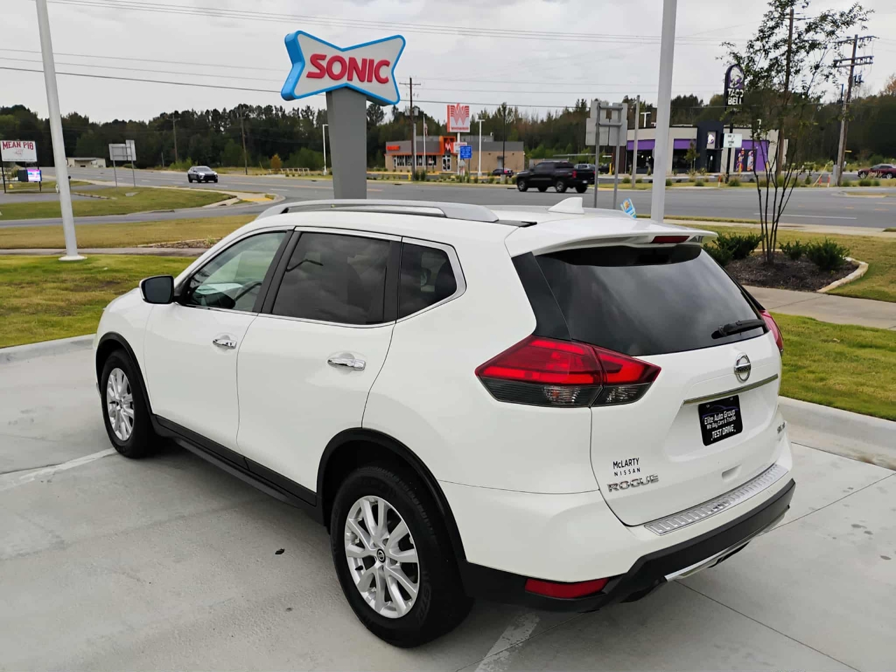 Nissan Rogue 2017.5 AWD SV 2017 Nissan Rogue 2017.5 AWD SV 2017