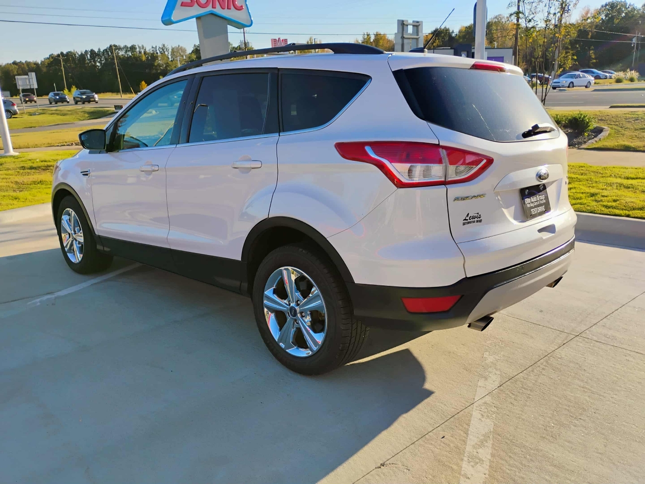 Ford Escape FWD 4dr SE 2015 Ford Escape FWD 4dr SE 2015