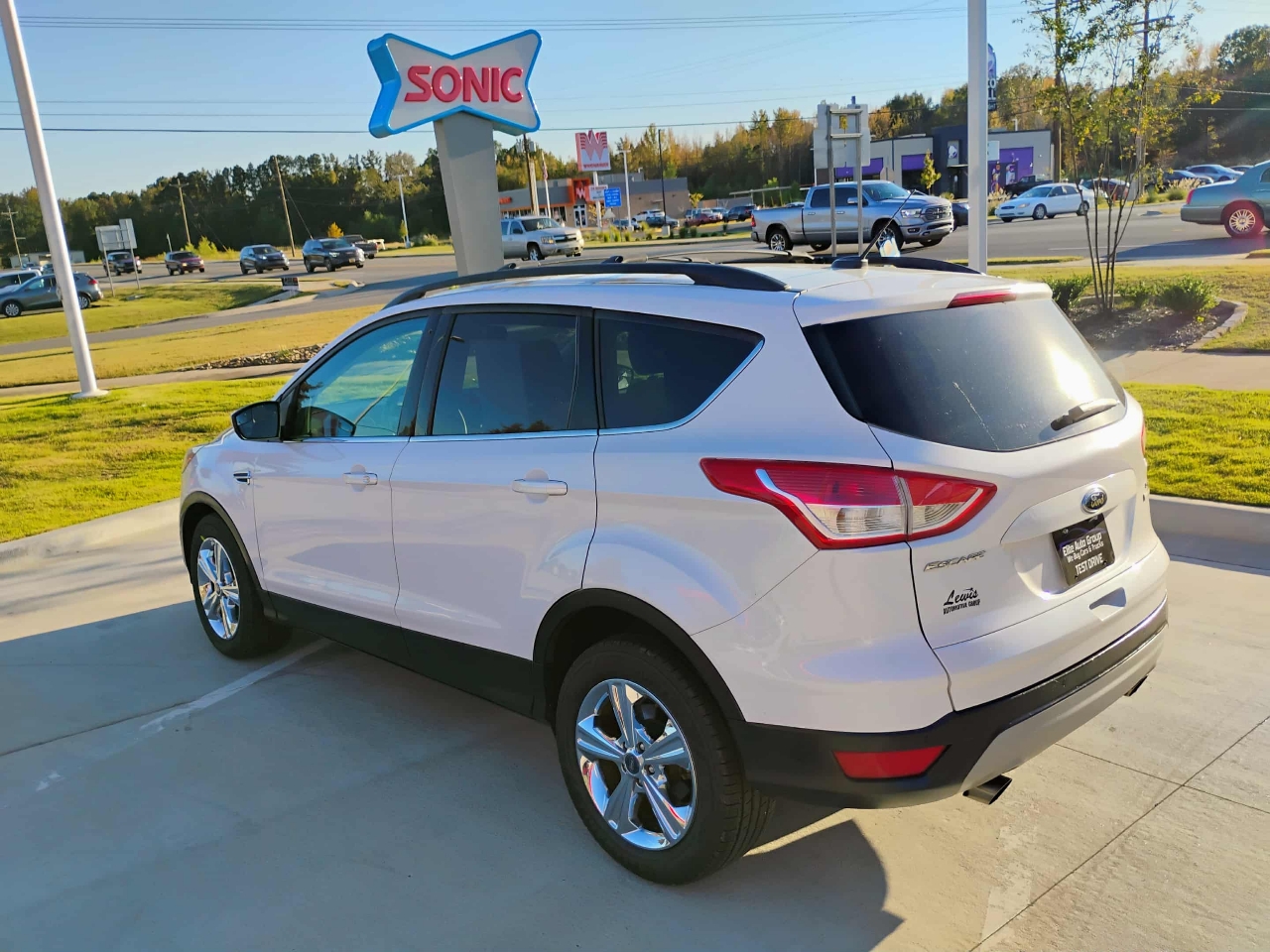 Ford Escape FWD 4dr SE 2015 Ford Escape FWD 4dr SE 2015