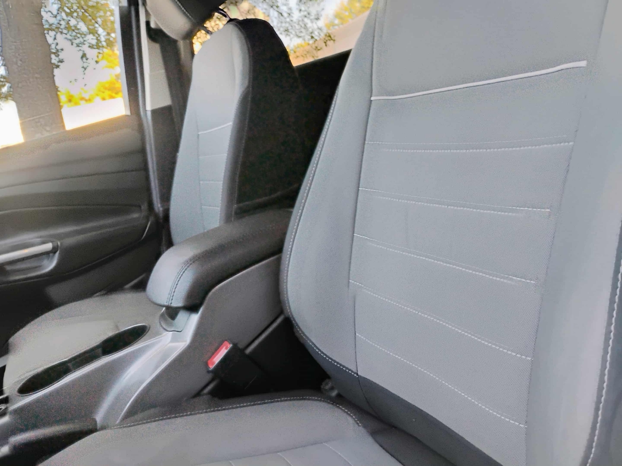 Ford Escape FWD 4dr SE 2015 Ford Escape FWD 4dr SE 2015