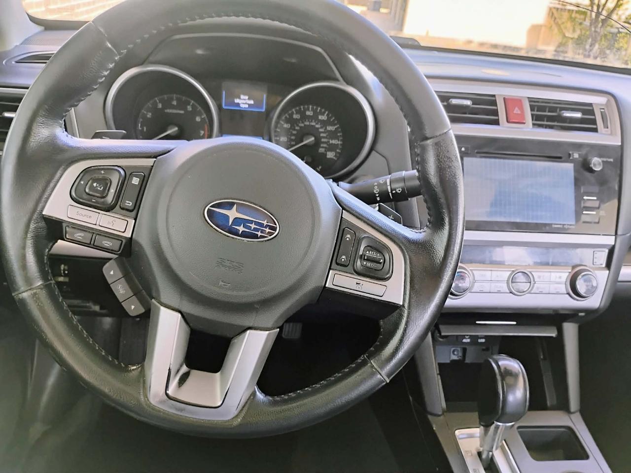 Subaru Legacy 4dr Sdn 3.6R Limited 2015