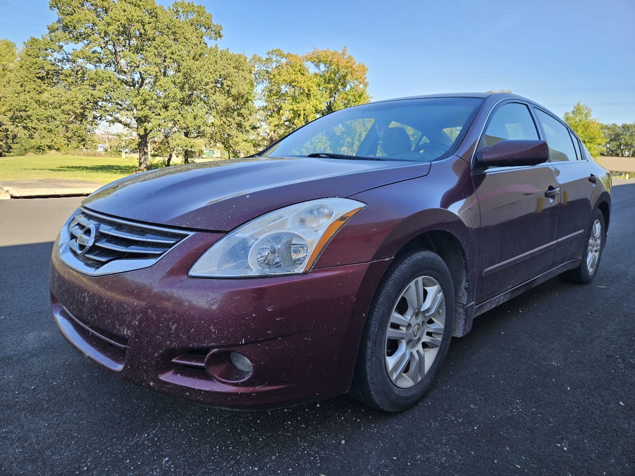 Nissan Altima 4dr Sdn I4 CVT 2.5 S 2011 Nissan Altima 4dr Sdn I4 CVT 2.5 S 2011