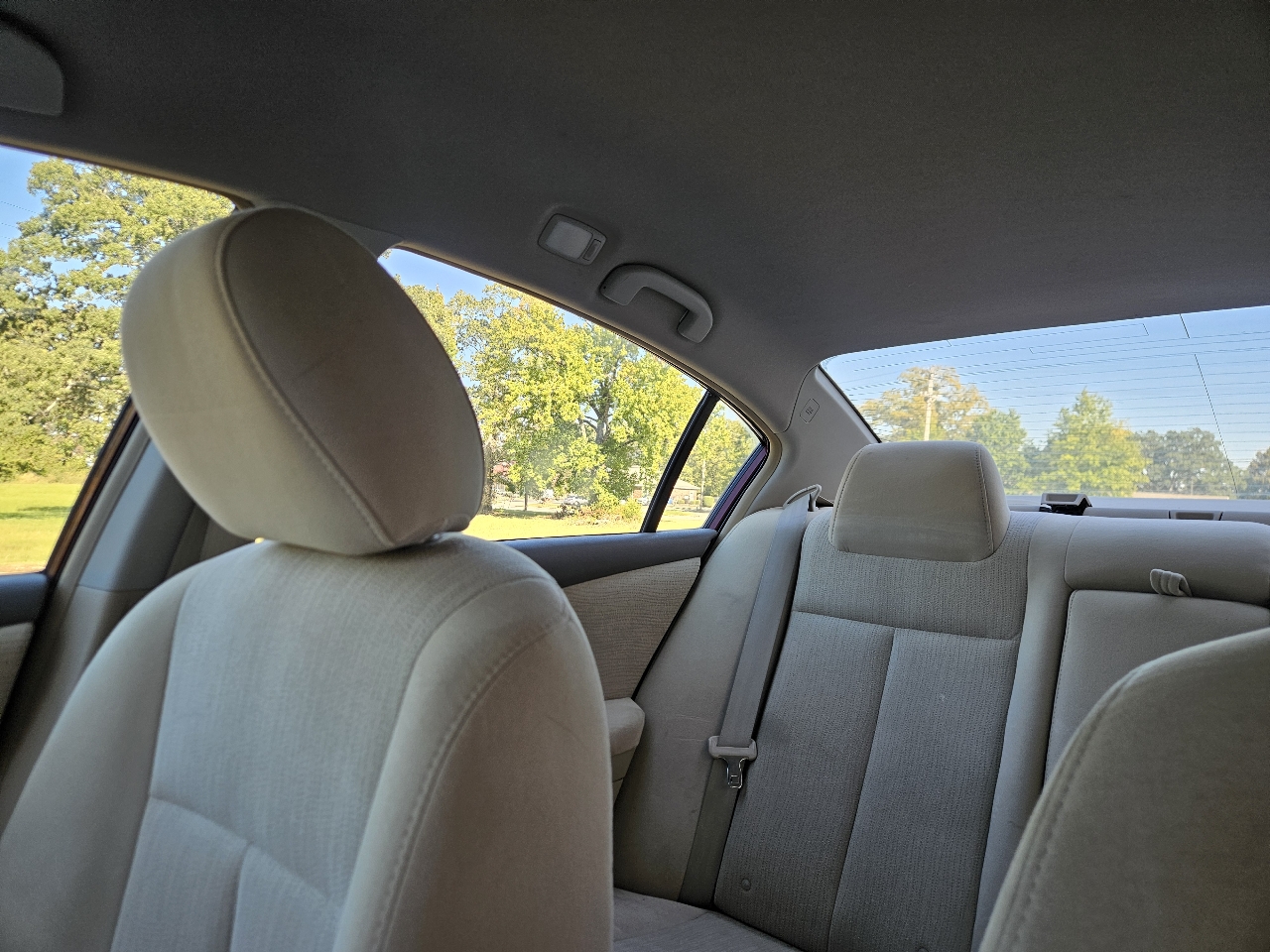 Nissan Altima 4dr Sdn I4 CVT 2.5 S 2011 Nissan Altima 4dr Sdn I4 CVT 2.5 S 2011