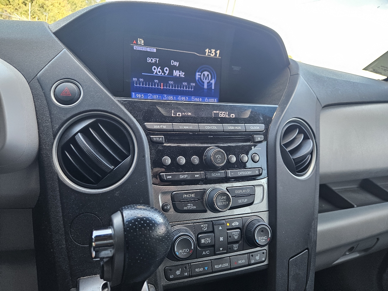 Honda Pilot 2WD 4dr EX-L 2015 Honda Pilot 2WD 4dr EX-L 2015