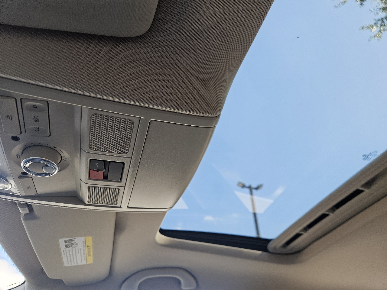 Volkswagen Jetta Sedan 4dr Auto SEL 2014 Volkswagen Jetta Sedan 4dr Auto SEL 2014