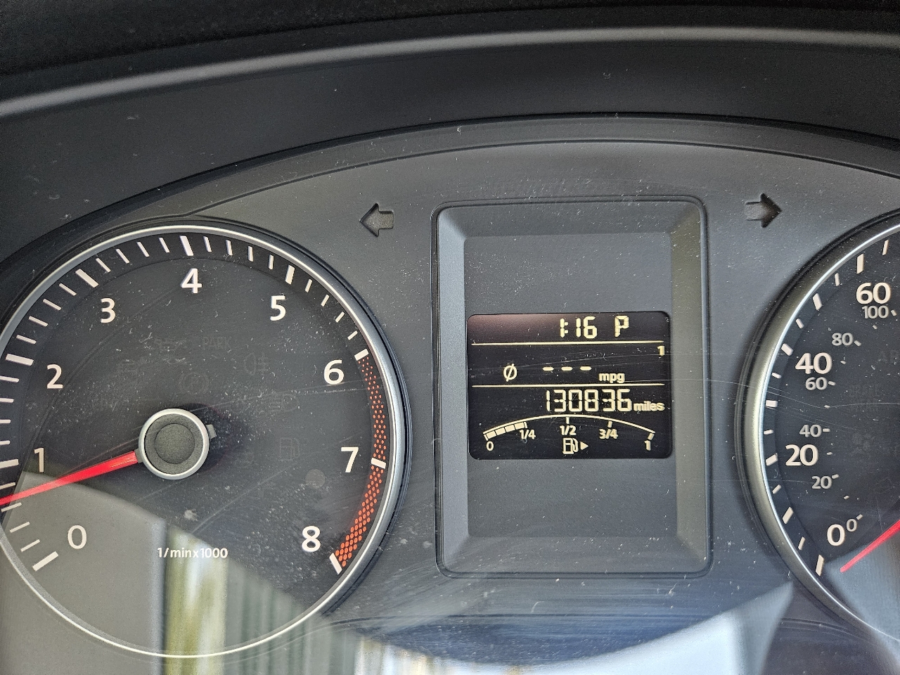 Volkswagen Jetta Sedan 4dr Auto SEL 2014 Volkswagen Jetta Sedan 4dr Auto SEL 2014