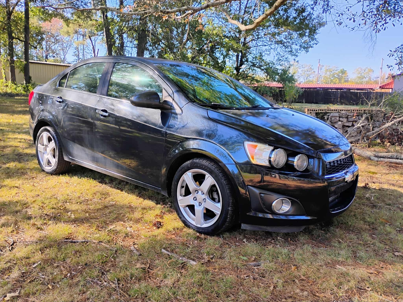 Chevrolet Sonic 4dr Sdn Auto LTZ 2015 Chevrolet Sonic 4dr Sdn Auto LTZ 2015