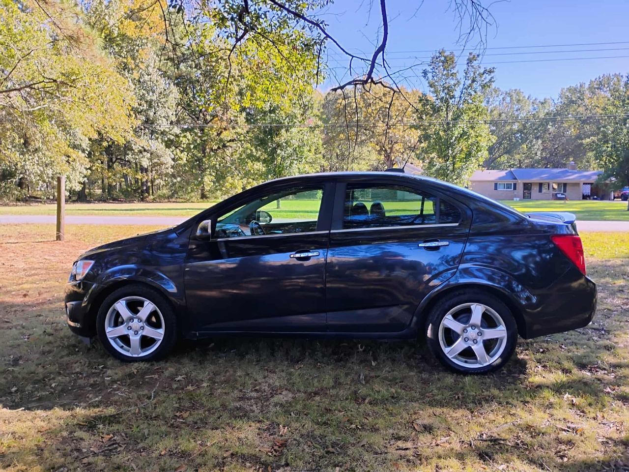 Chevrolet Sonic 4dr Sdn Auto LTZ 2015 Chevrolet Sonic 4dr Sdn Auto LTZ 2015