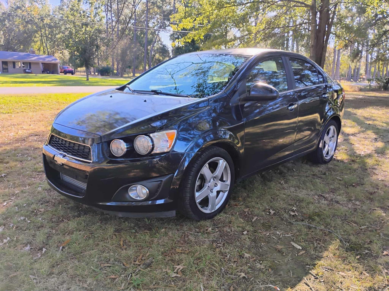 Chevrolet Sonic 4dr Sdn Auto LTZ 2015 Chevrolet Sonic 4dr Sdn Auto LTZ 2015