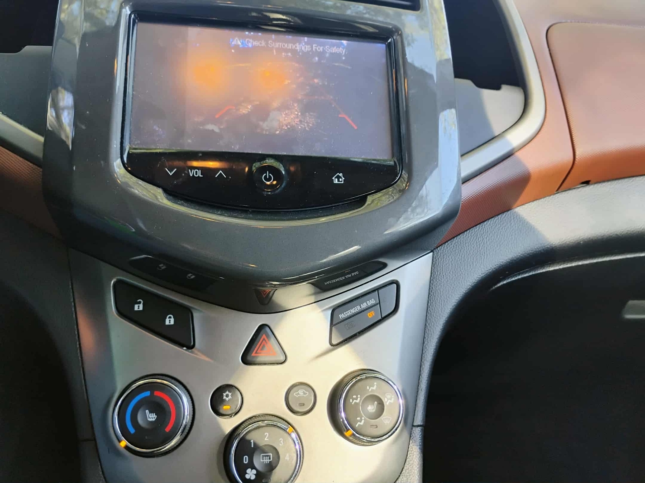 Chevrolet Sonic 4dr Sdn Auto LTZ 2015 Chevrolet Sonic 4dr Sdn Auto LTZ 2015