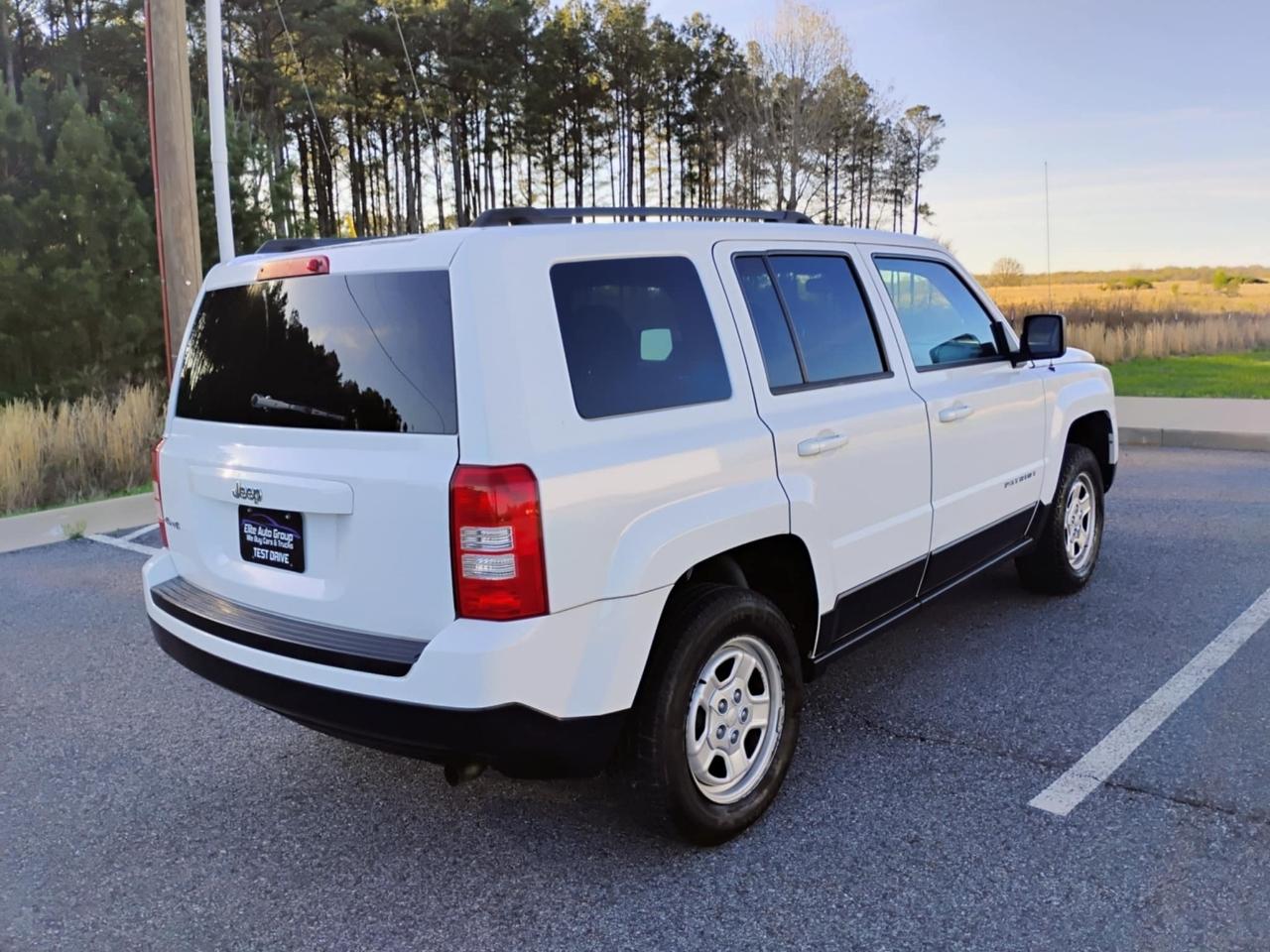 Jeep Patriot 4WD 4dr Sport 2015
