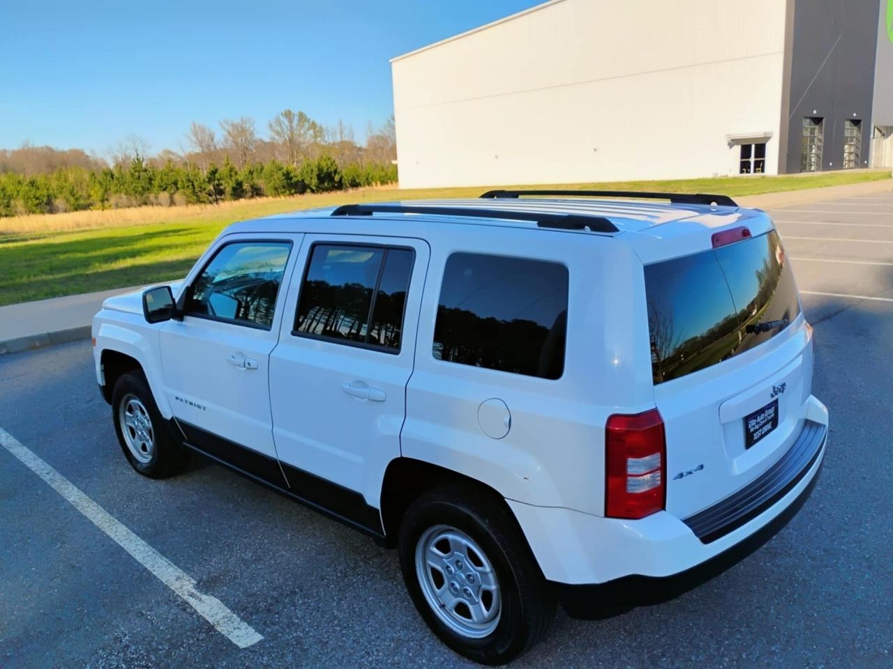 Jeep Patriot 4WD 4dr Sport 2015