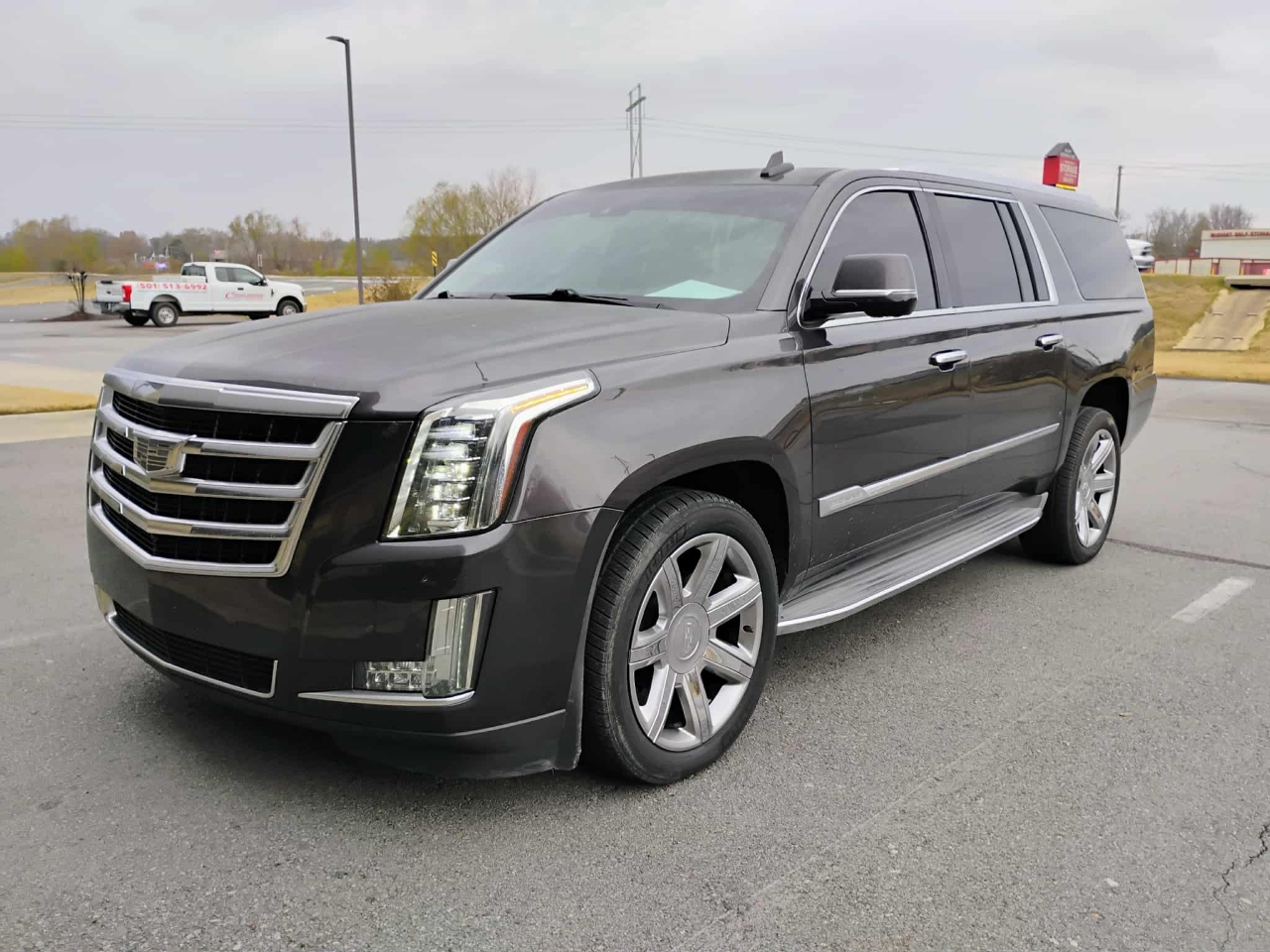 Cadillac Escalade ESV 4WD 4dr Luxury 2015