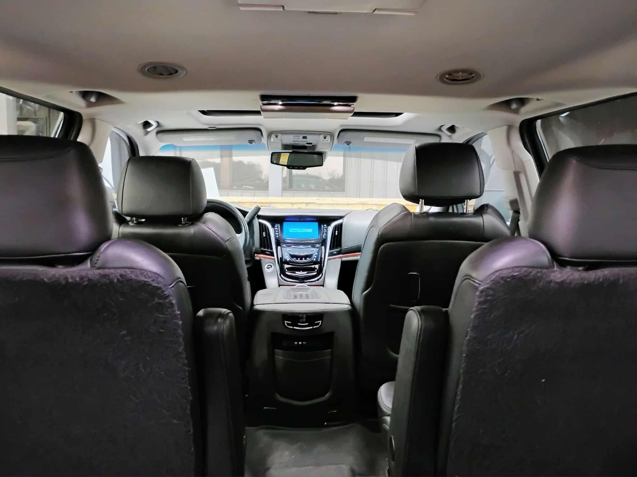 Cadillac Escalade ESV 4WD 4dr Luxury 2015