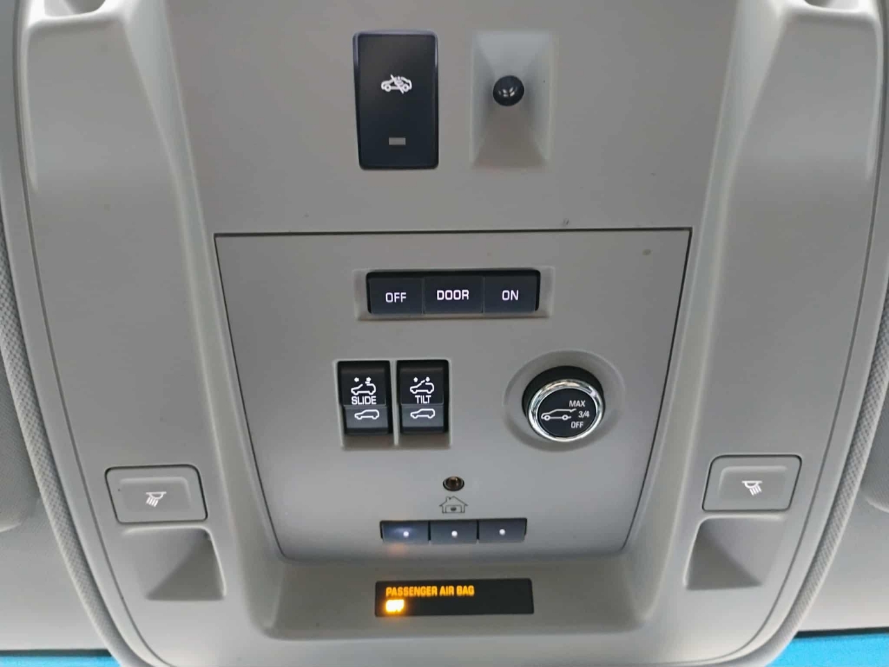 Cadillac Escalade ESV 4WD 4dr Luxury 2015