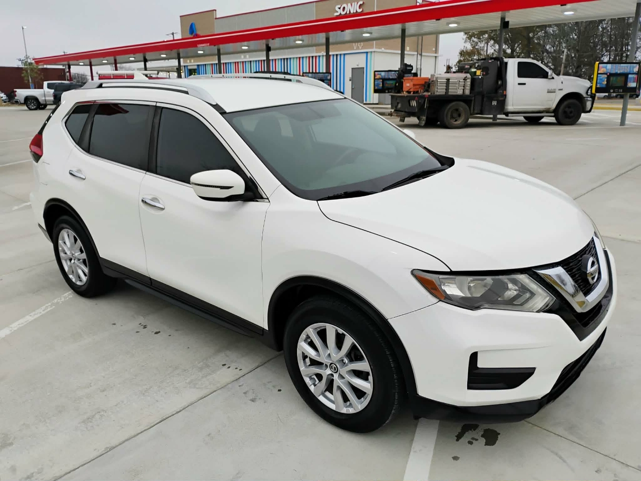 Nissan Rogue FWD SV 2017