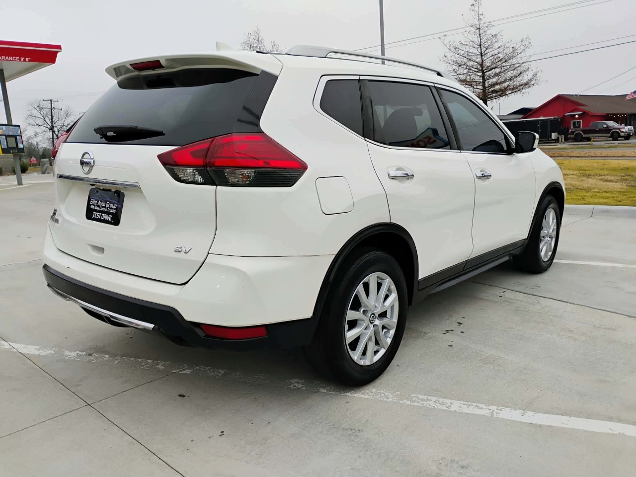 Nissan Rogue FWD SV 2017