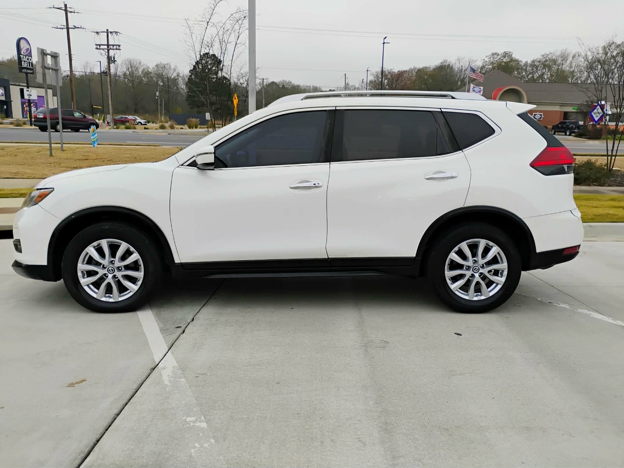 Nissan Rogue FWD SV 2017