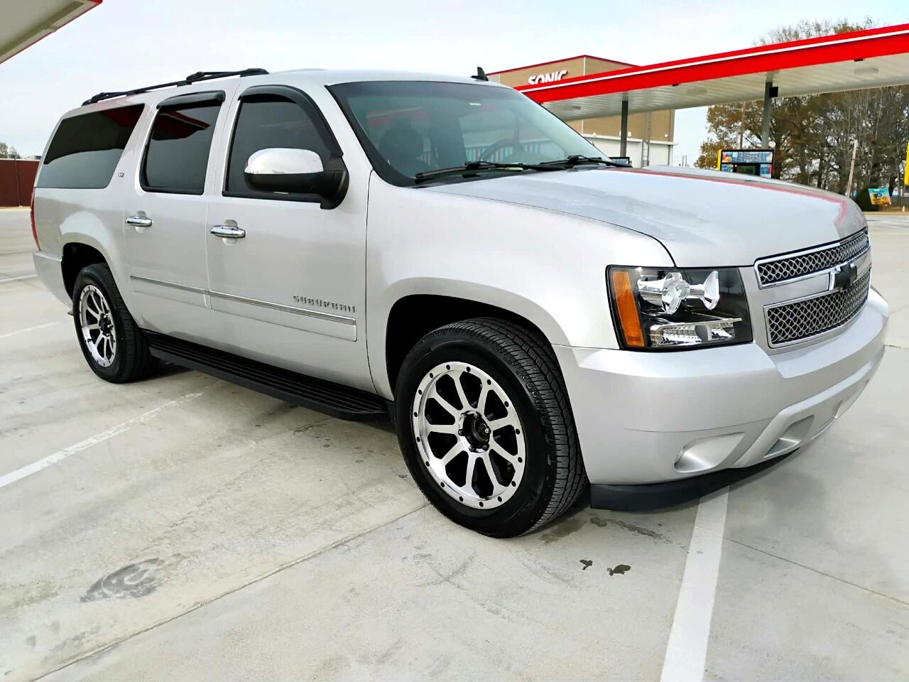 2011 Chevrolet Suburban LTZ's photo