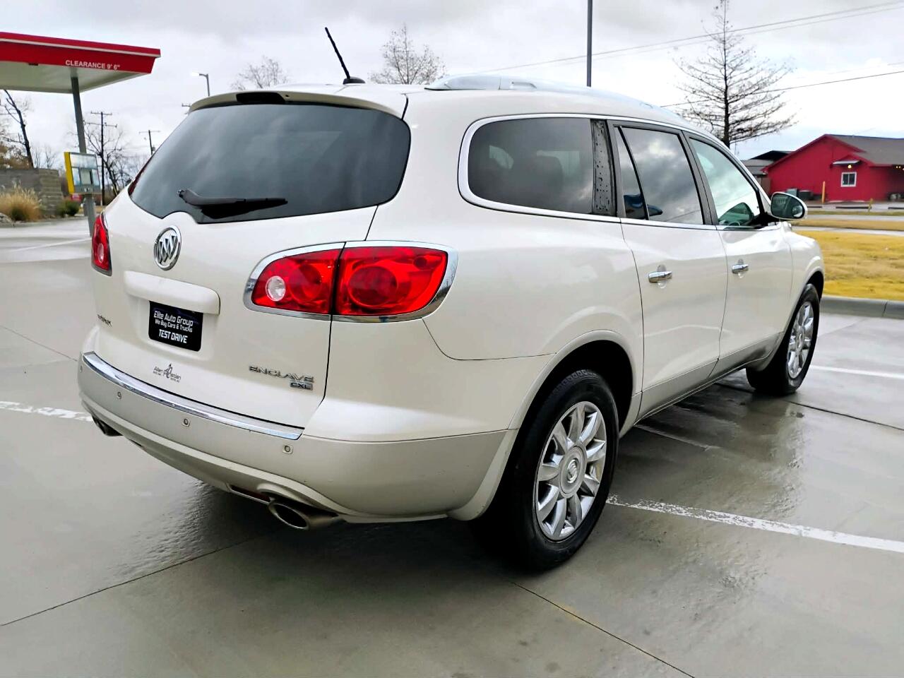 Buick Enclave FWD 4dr CXL-1 2011