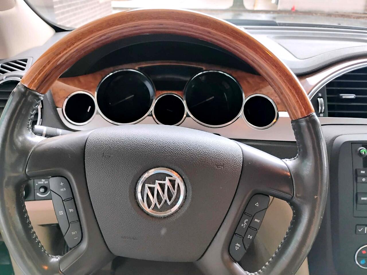 Buick Enclave FWD 4dr CXL-1 2011