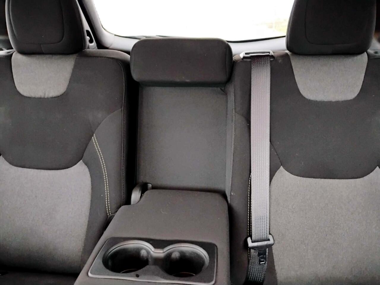 Jeep Cherokee 4WD 4dr Altitude 2016