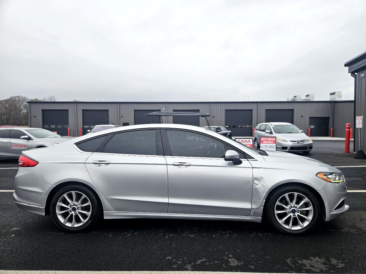 Ford Fusion SE FWD 2017