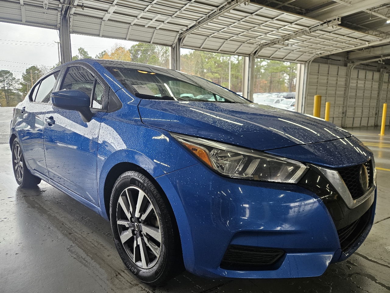 2020 Nissan Versa Sedan SV's photo