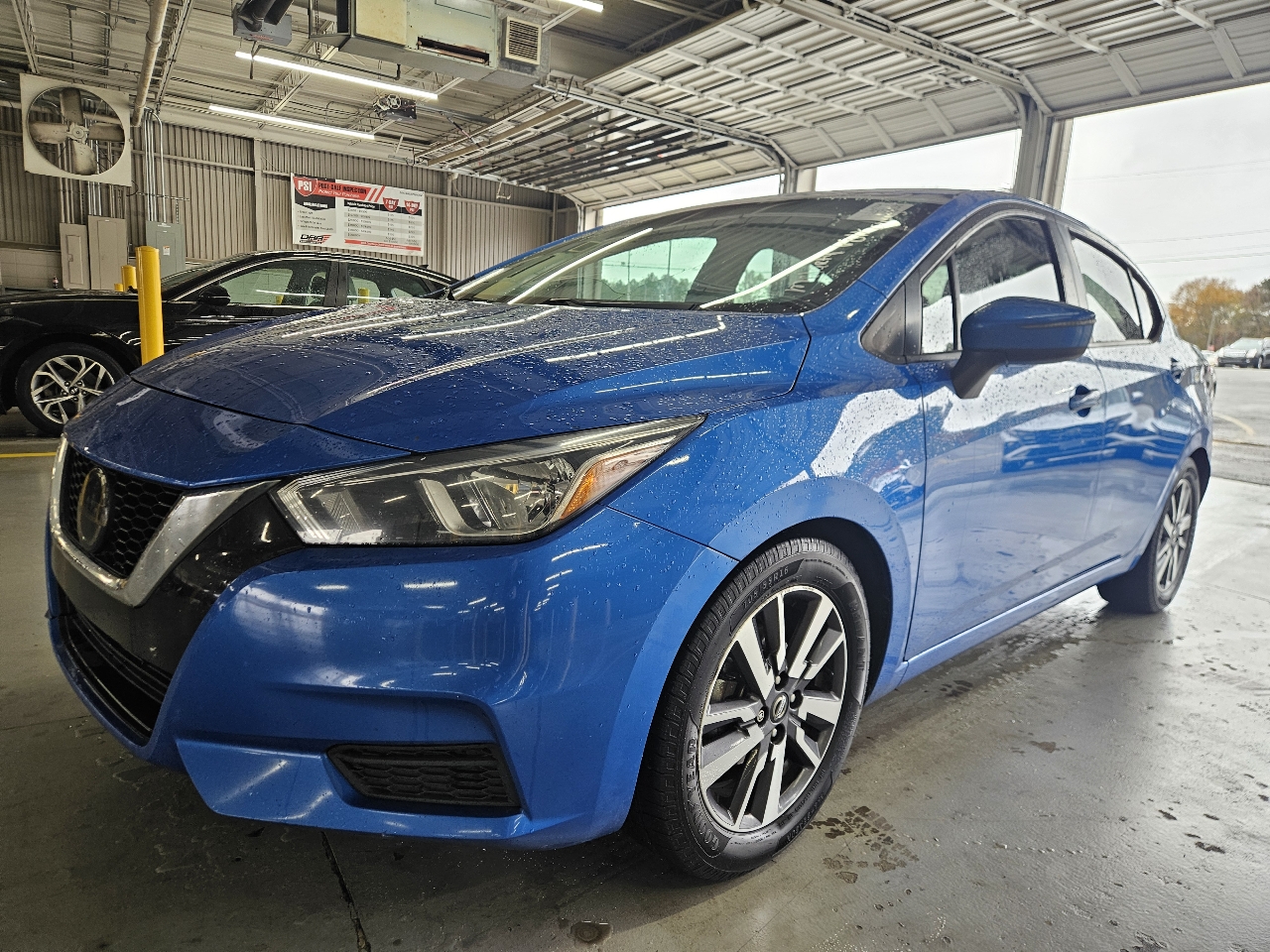 Nissan Versa SV CVT 2020