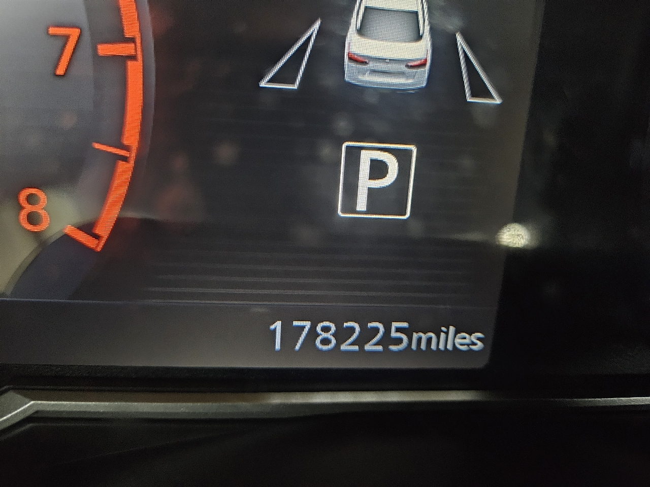 Nissan Versa SV CVT 2020