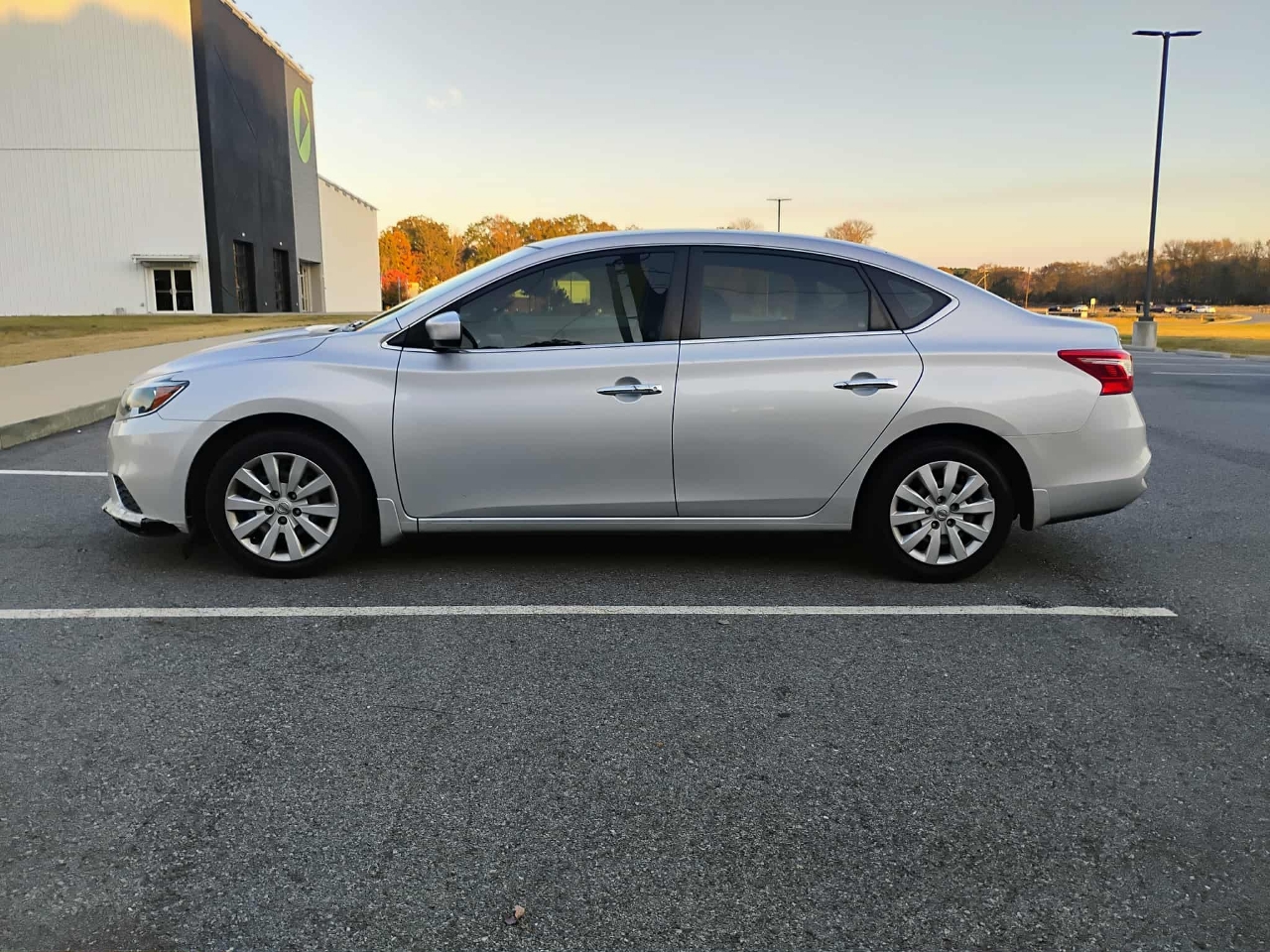 Nissan Sentra S CVT 2019